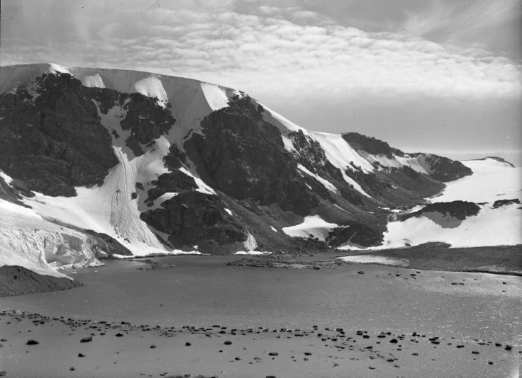 Looking west-north-west, with Snow Hill on the left, 1948 (ref: AD6/19/2/H108)