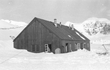 Base hut at Danco Island, 1957-8. (Photographer: Richard Foster; Archives ref: AD6/19/2/O3/1)