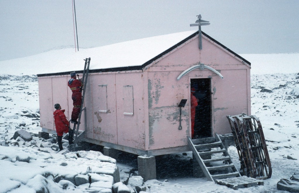 The Hut at Damoy