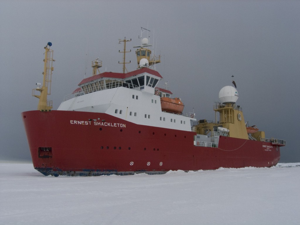 In the ice - The Shackleton at Home