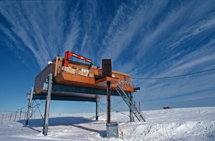 Simpson Building (Ice and Climate Building) (ICB) at Halley research station. ( UK )