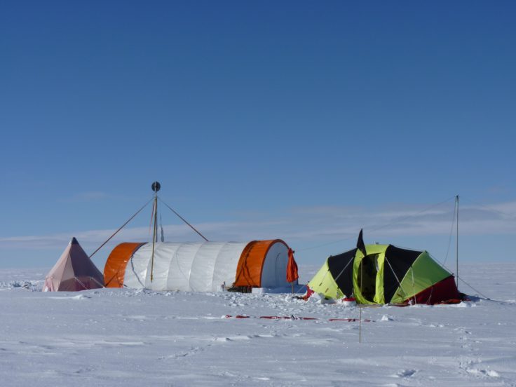 Bryan coast ice core drilling 2010