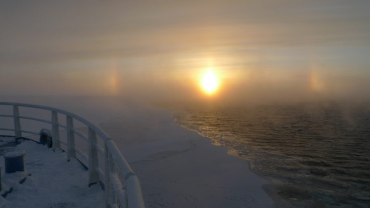 An optical phenomenon known as a halo caused by sunlight interacting with ice crystals in the air (Markus Frey)