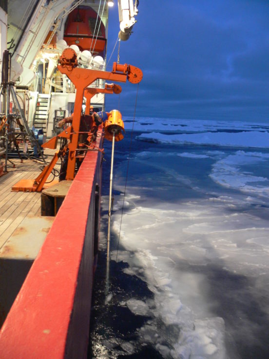 Deployment of a sediment corer aboard the RRS "James Clark Ross" in the Amundsen Sea, West Antarctica (R. Larter, British Antarctic Survey)