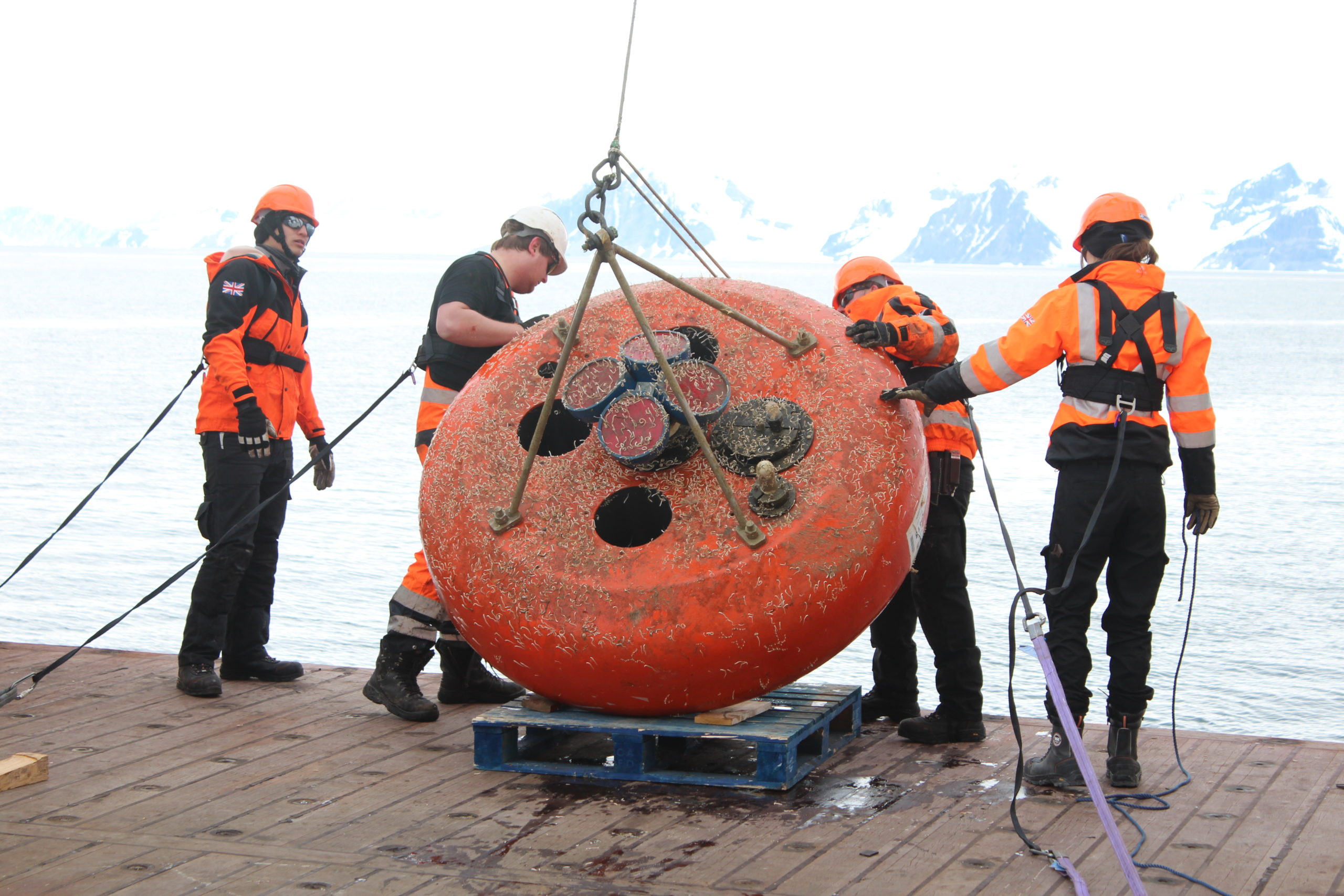 Mooring recovery on the Sir David Attenborough