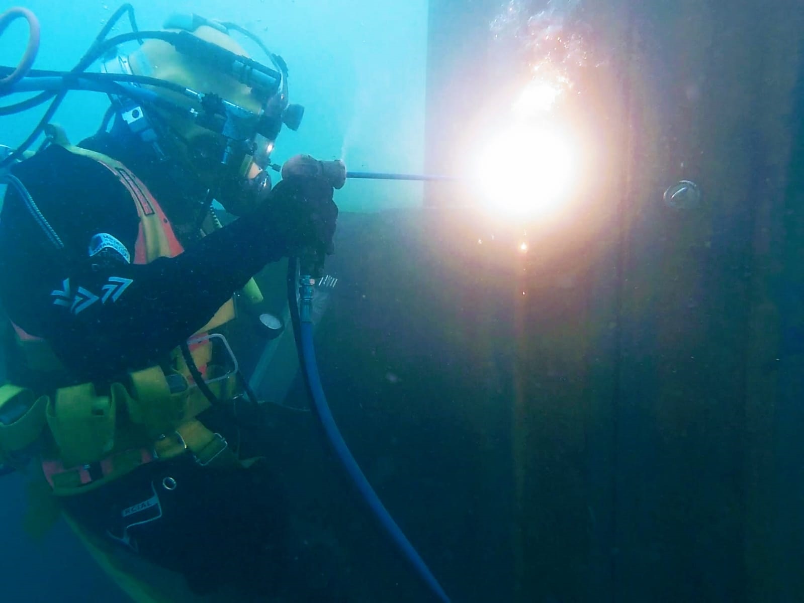 Diver Dave Wyatt Burning the Sheet Piles to Level off the Slipway (Credit: Tom Cameron)