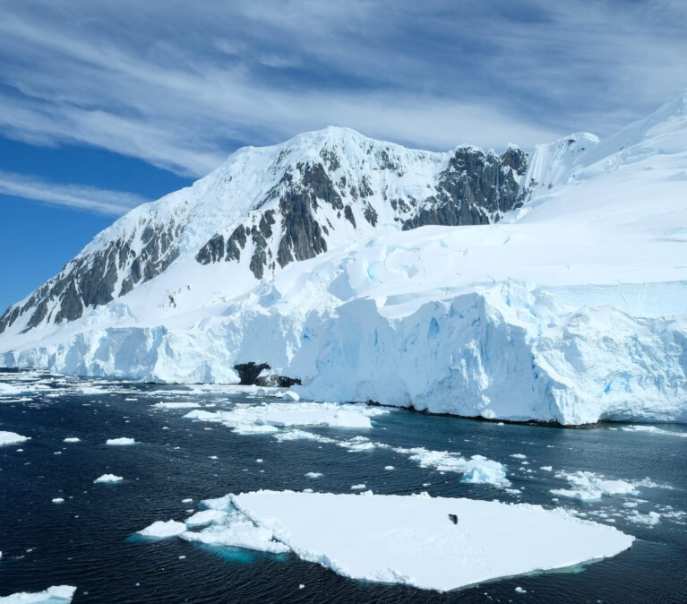 A snow covered mountain