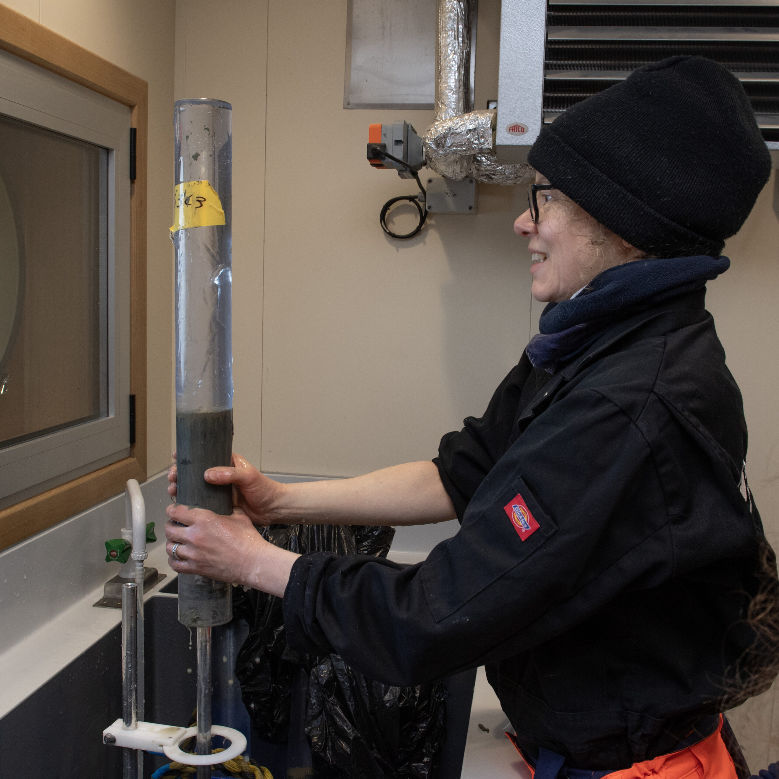 SiCLING project, shallow core analysis in the wet laboratory onboard RRS Sir David Attenborough