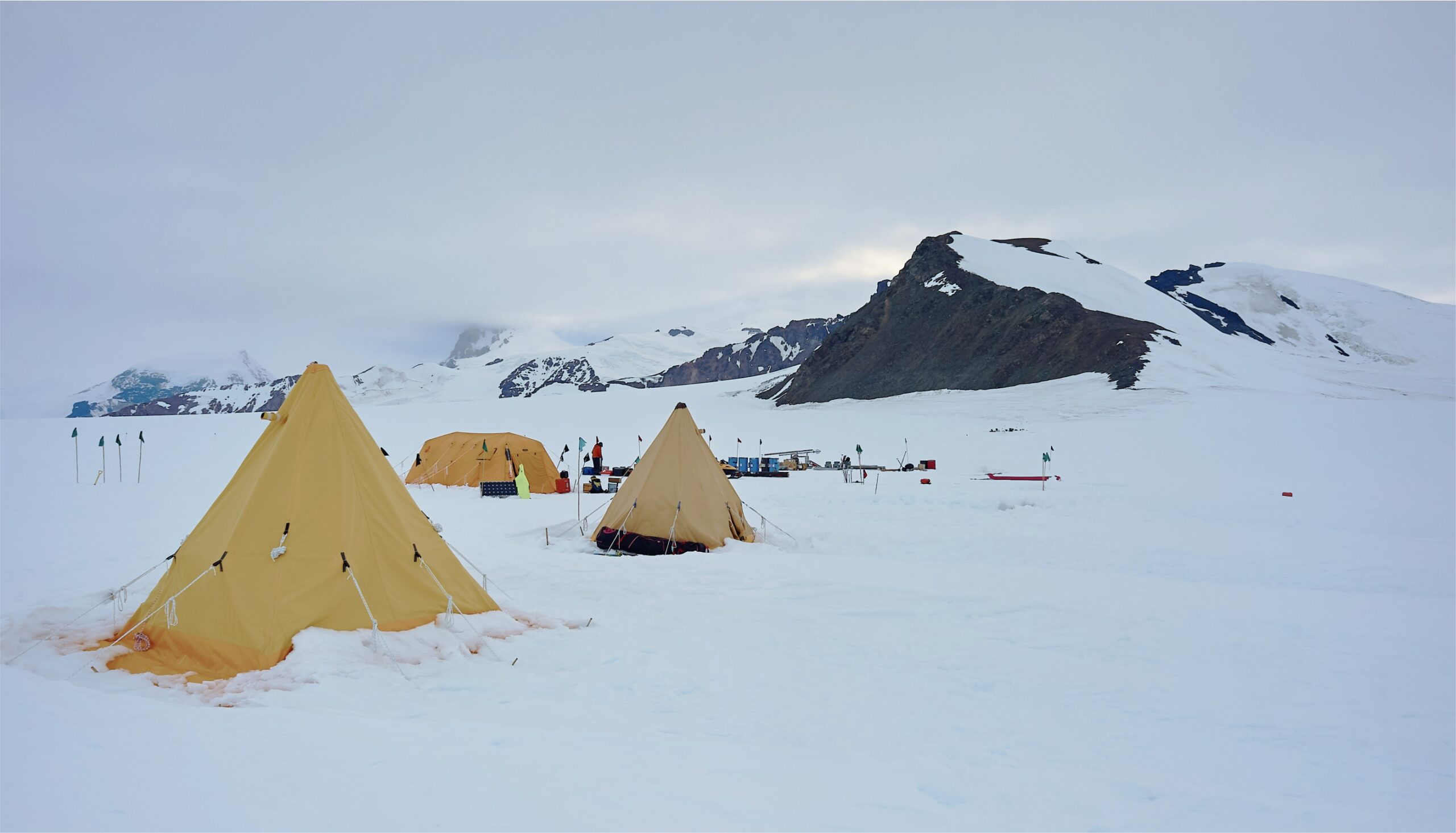 A tent in the snow