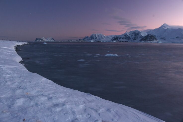 A snow covered mountain