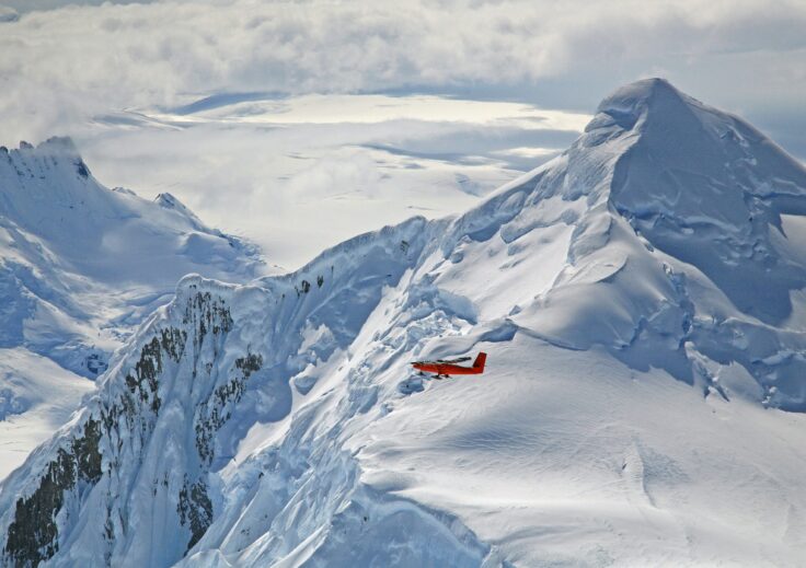 A view of a snow covered mountain