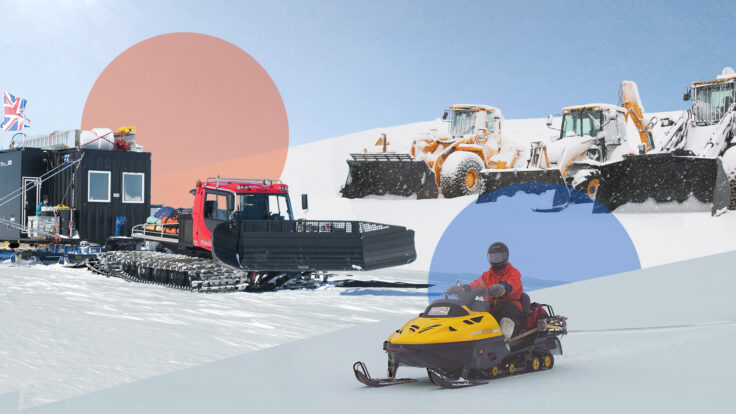 A train cake sitting on top of a car