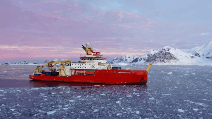 SDA during the mid-winter cruise seen from a UAV