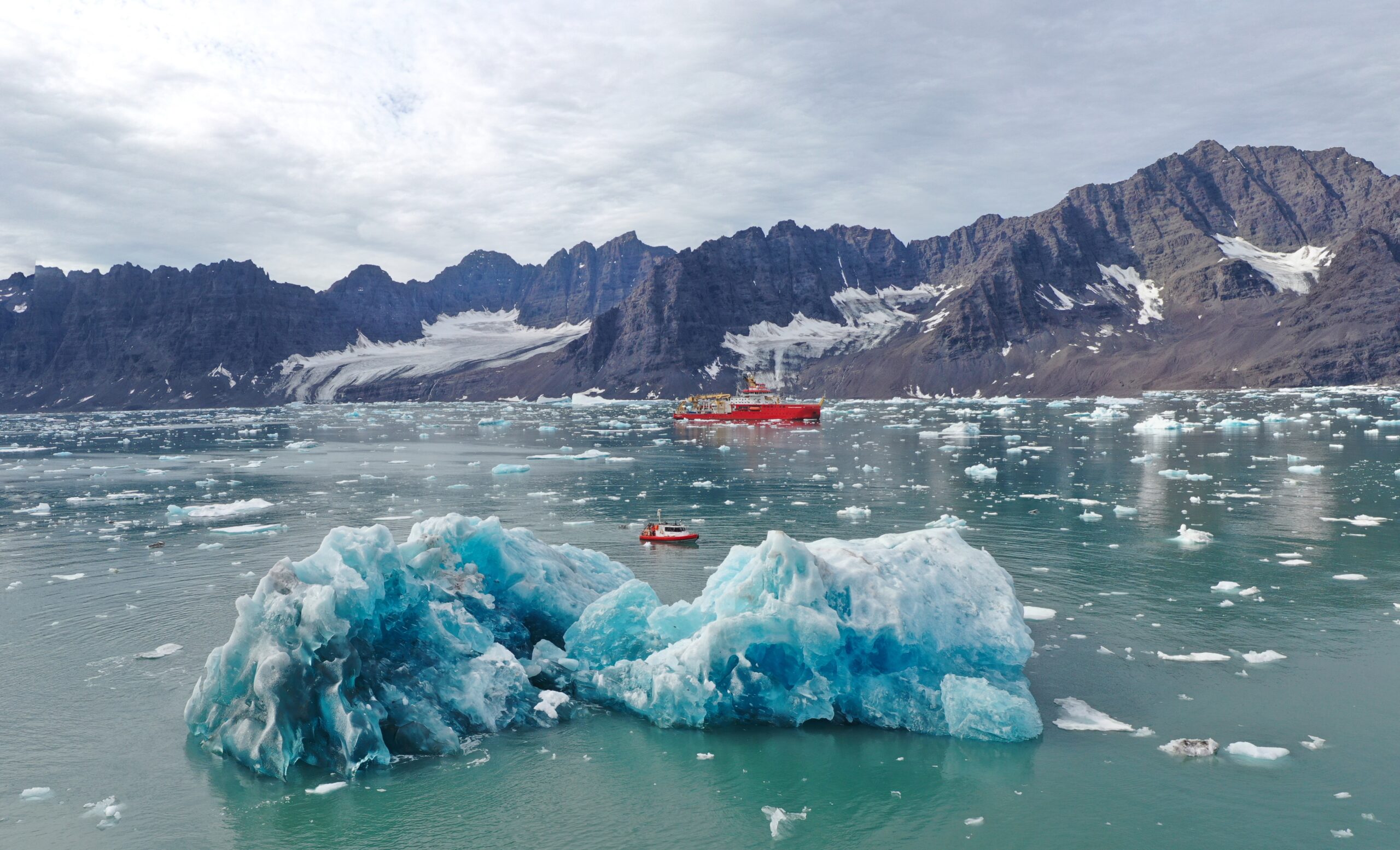 Researchers head to Greenland for ambitious science mission - British Antarctic Survey